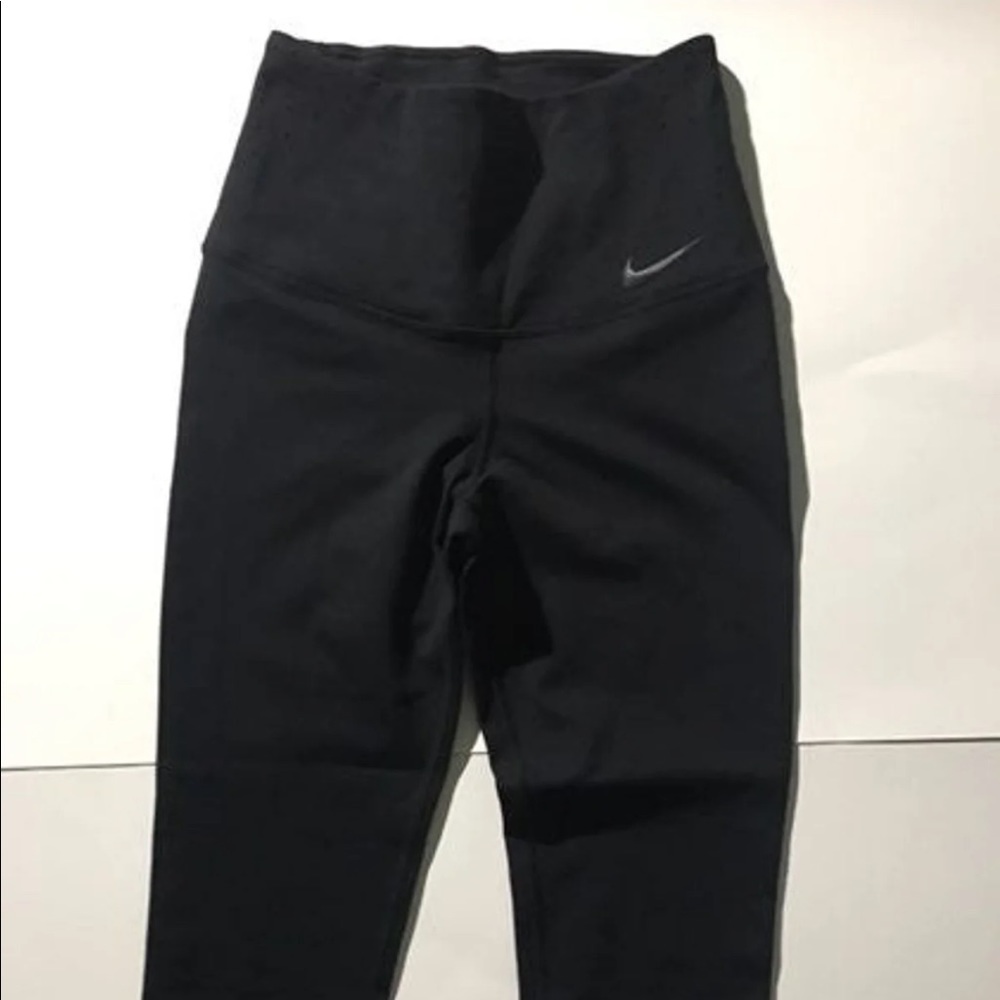 Nike Legendary Sculpting Tights Capri & Leggings - Picture 5 of 6